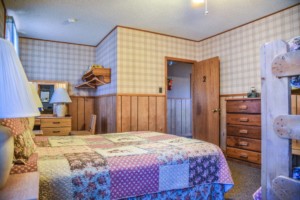 Hillside Lodge Room 2 Hillside Lodge Room 2